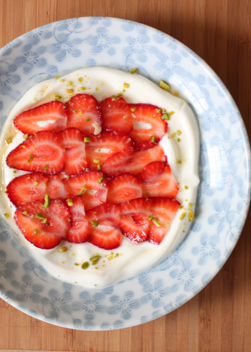 Yoghurt Strawberry Parfait